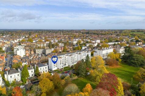 Main Drone Of Apartm