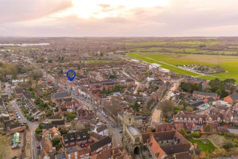 High Drone To Raceco