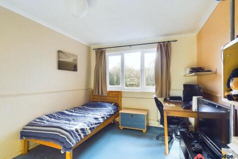 CAM03742G0-PR0016-STILL074