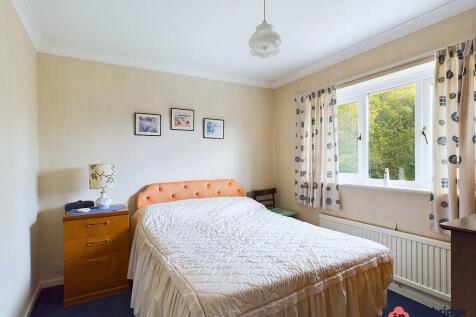 Bedroom 1 Branded 020