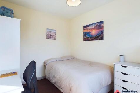 CAM03742G0-PR0018-STILL052