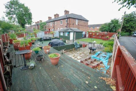 Rear Garden 1-2.jpg