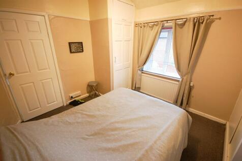 Bedroom 2.-2.jpg