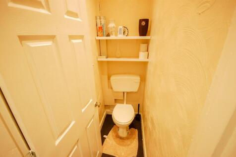 Downstairs WC-2.jpg