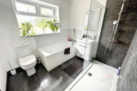 Downstairs Bathroom