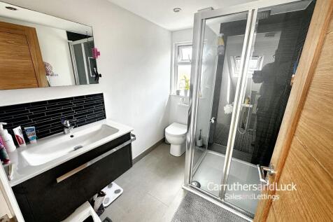 Shower Room Upstairs