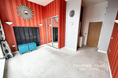 L Shaped Bedroom