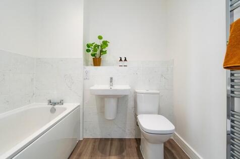 Your contemporary bathroom awaits