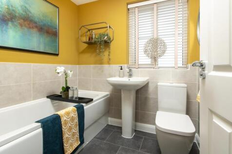 Hadley bathroom