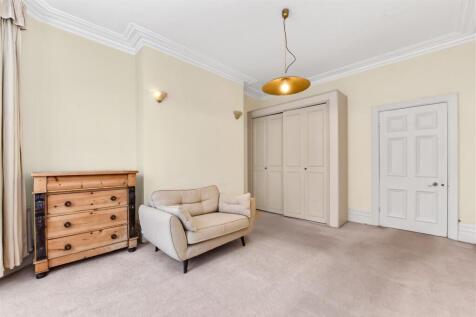 Bedroom 2-1.jpg