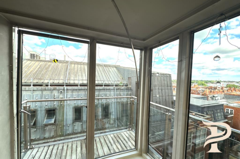 Balcony.png