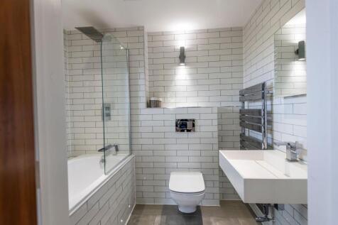 Twigworth Views | En suite