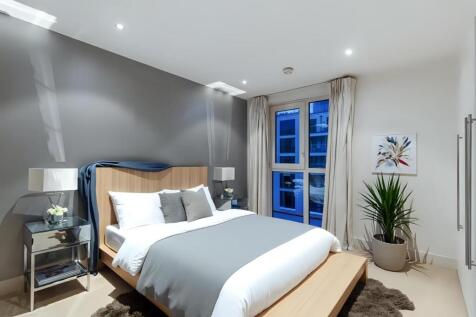 regal bedroom.jpg