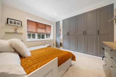 Bentworth Road W12 7AH-3.JPG