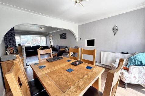 Dining Lounge
