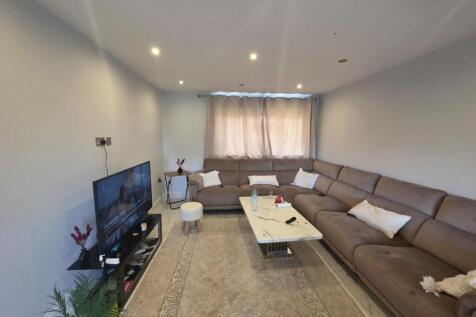 Living room.jpg