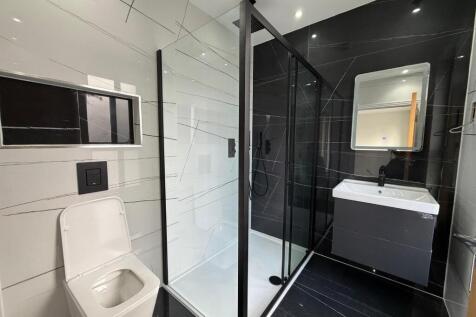 Shower room.jpg