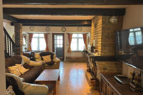 living room.jpg