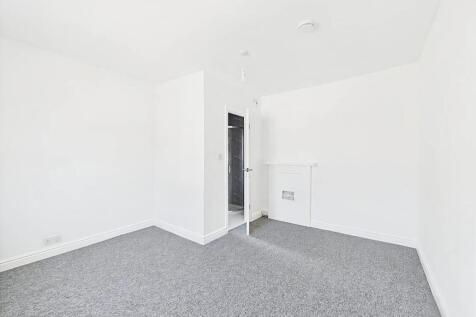 room 4.jpg