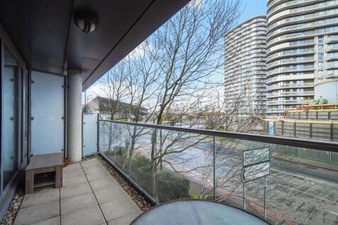 Flat 8, Alaska Apartments - VoPiUIaWIi03Zq8c7jUn.j