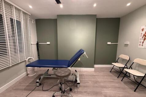 WhatsApp Image 2025-05-29 at 17.46.01 (2).jpeg