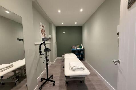 WhatsApp Image 2025-05-29 at 17.46.24.jpeg