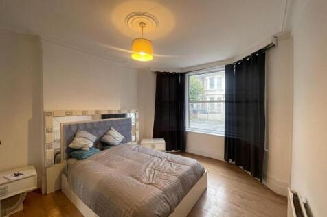 WhatsApp Image 2025-10-25 at 09.51.07.jpeg