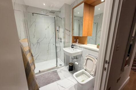 WhatsApp Image 2025-12-03 at 16.30.11 (3).jpeg