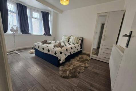 WhatsApp Image 2025-12-04 at 14.23.08.jpeg