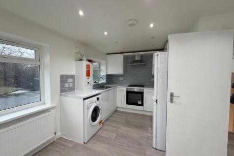 WhatsApp Image 2025-12-04 at 14.29.18.jpeg