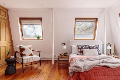 Main bedroom