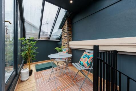Conservatory / sunroom