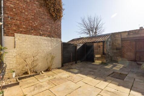 Rear Courtyard