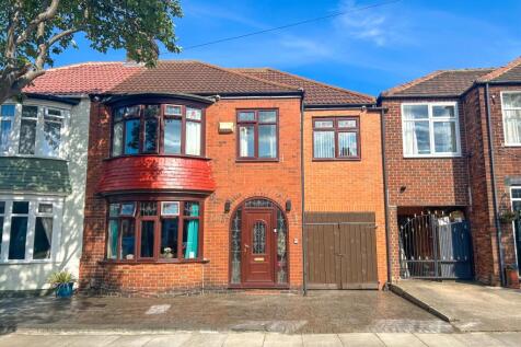 Tweed Road EweMove-2