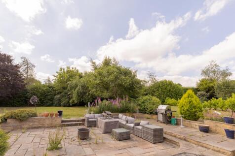 Exterior - Garden