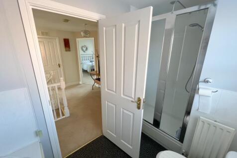 Abercorn Redcar EweMove-9