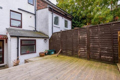 One Bedroom Basement Flat