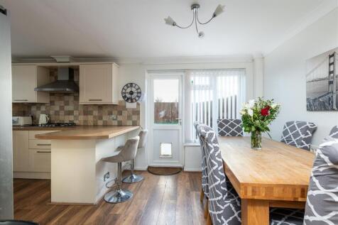 48 Sandown Road kitchen diner.jpg