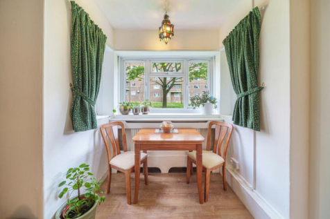 Dining Area.png