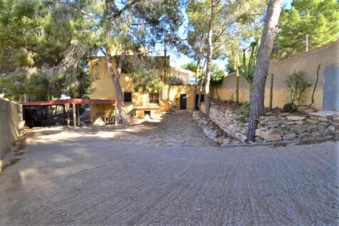 Property Image 4