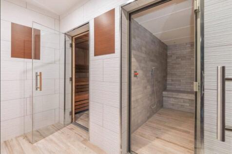 Sauna &amp; Steam Room