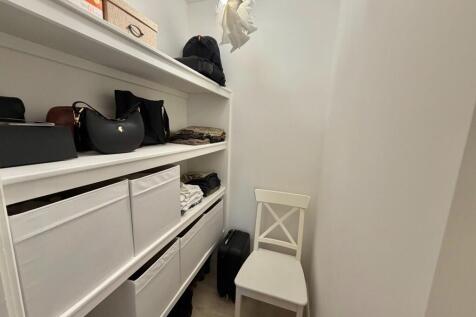 Walk in Wardrobe