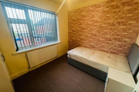 Bedroom 2.jpeg