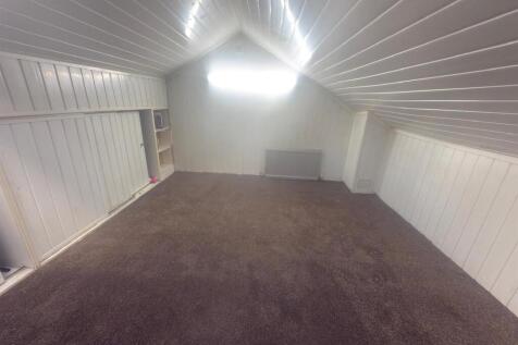 WhatsApp Image 2025-10-28 at 14.18.44_b7de50f6.jpg