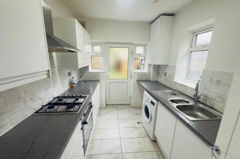 WhatsApp Image 2025-11-04 at 15.42.33_a1d41f8c.jpg