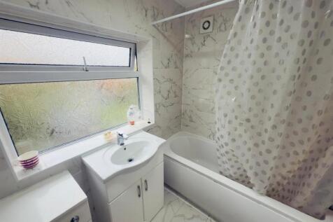 WhatsApp Image 2025-11-04 at 15.42.33_b201f7ad.jpg