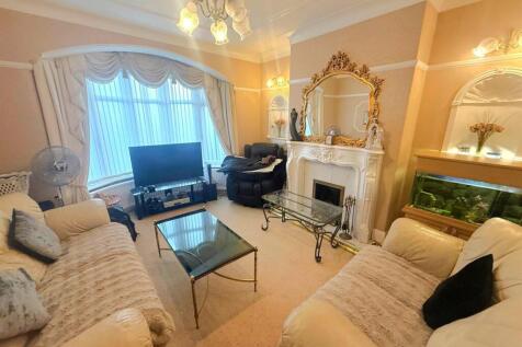 WhatsApp Image 2025-12-10 at 15.21.3.jpeg