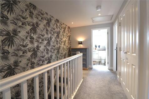 2nd Floor Landing