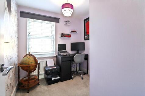 Bed 5 / Home Office