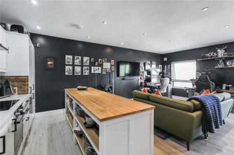 Kitchen / Living